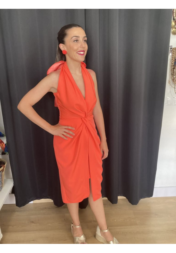 1.11. Vestido cuello sobrafalda