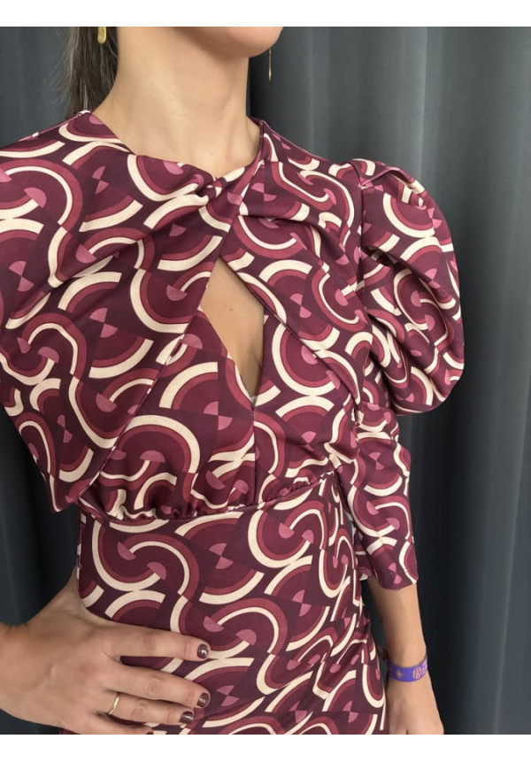 0052. Vestido bull estampado
