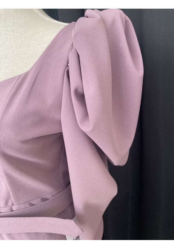 5.10. Vestido cinturón 