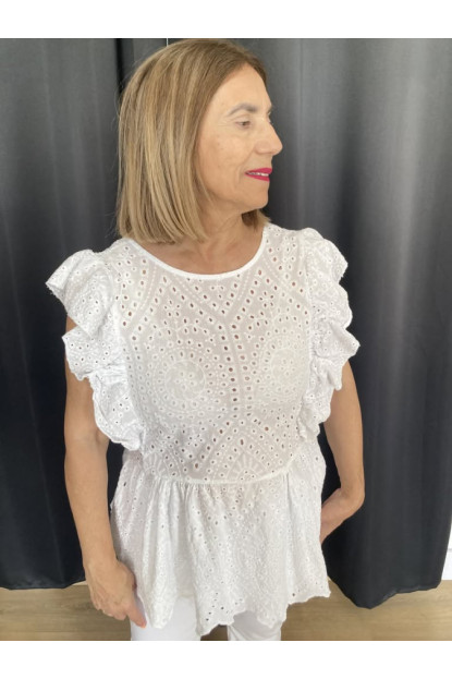 2.1. Blusa perforada 