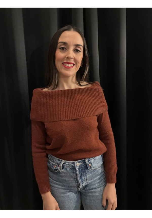 00124. Jersey hombros