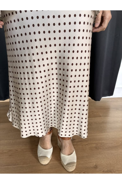 7. Falda estampada lunares