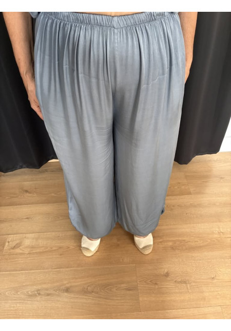 434. Pantalón bombacho satén
