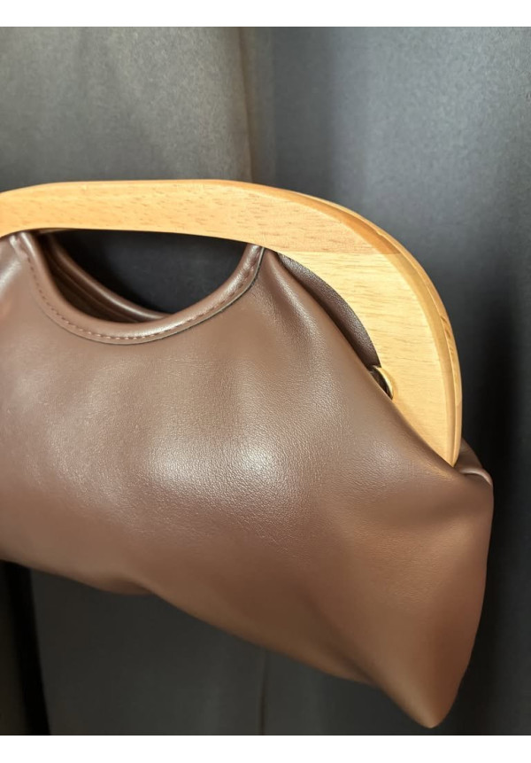 67. Clutch asa madera