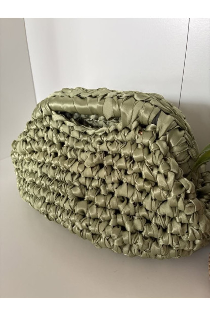 6. Bolso cierre clutch lazo