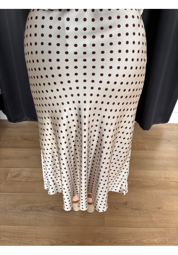 7. Falda estampada lunares