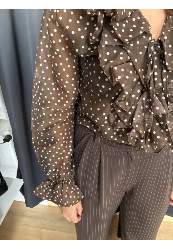 607. Camisa lunares volante