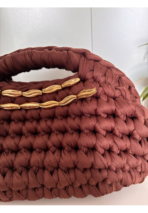 5. Bolso cierre clutch