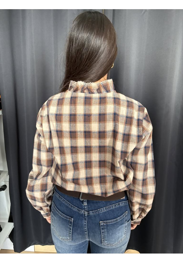 603. Camisa cuadros tapeta