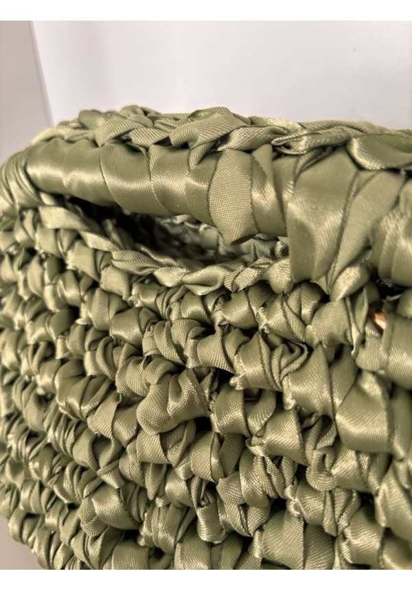 6. Bolso cierre clutch lazo