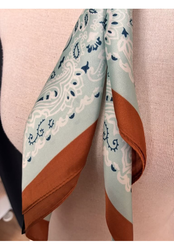 Pañuelo seda estampado I