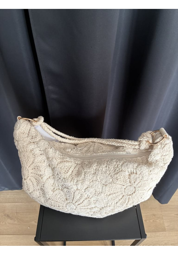 PV09. Bolso croche nudos