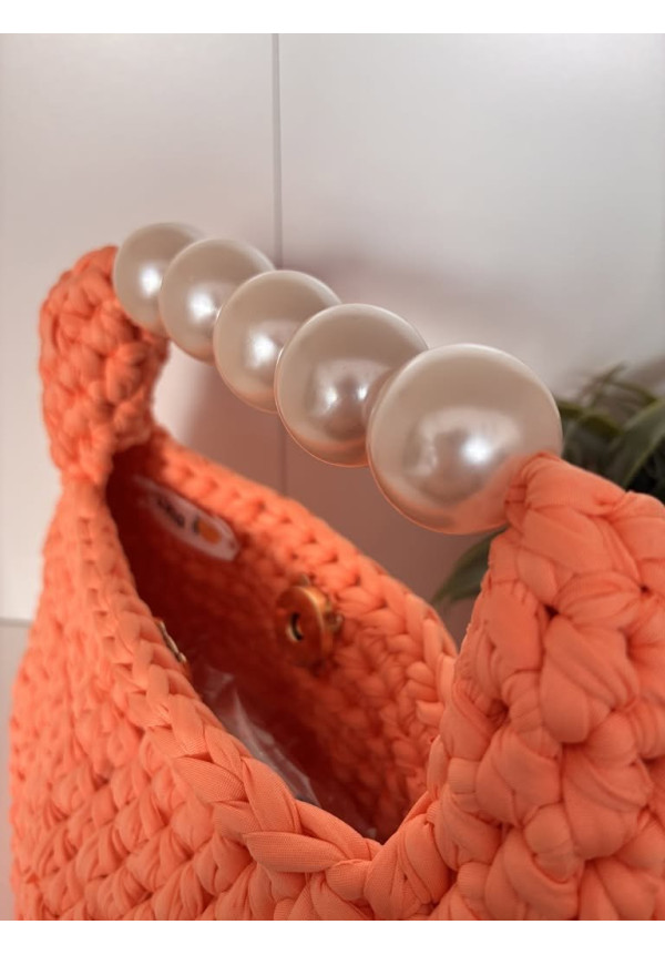 8. Bolso perlas mediano