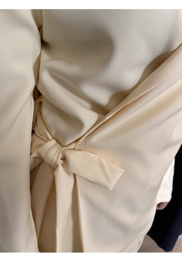 23. Traje cruzado lazada