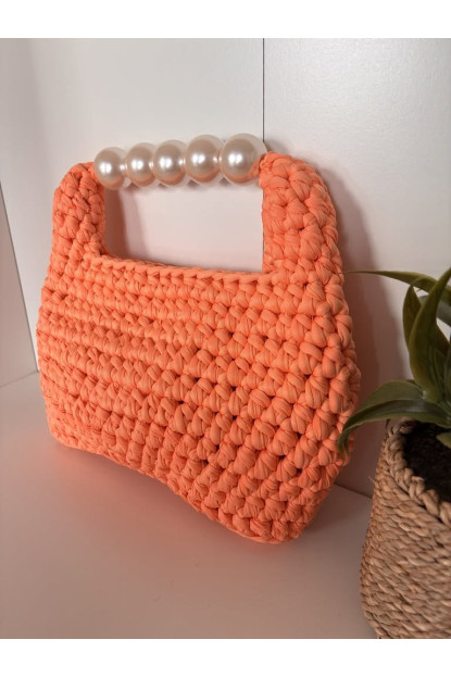 8. Bolso perlas mediano