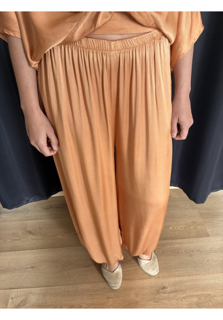 39. Pantalón bombacho