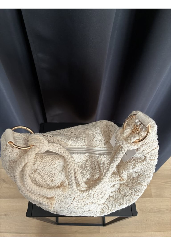 PV09. Bolso croche nudos