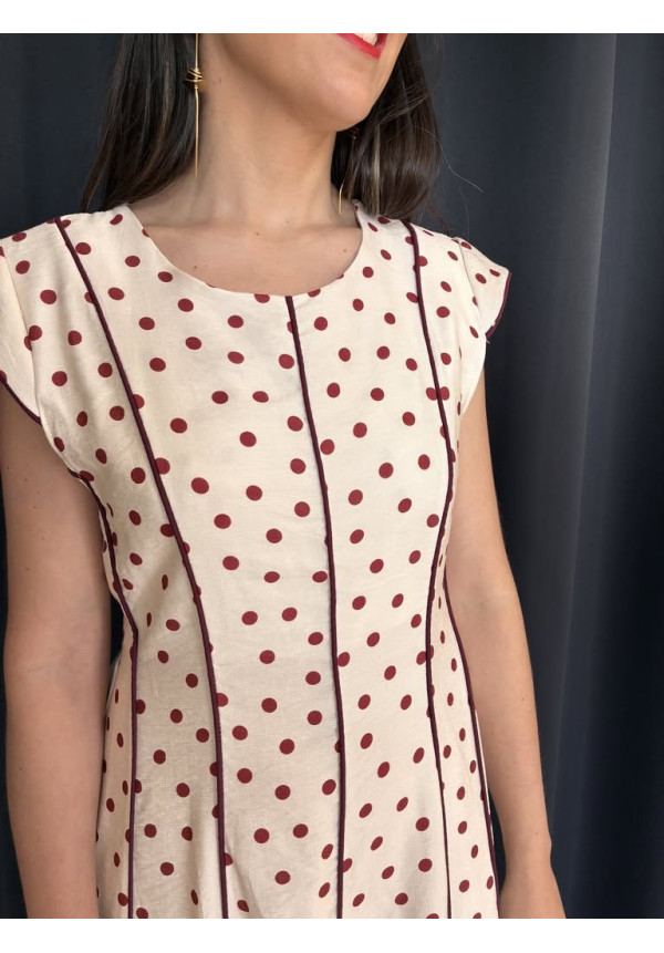 201. Vestido lunares líneas