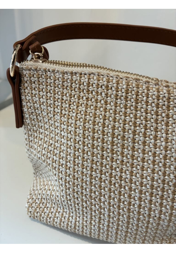 PV04. Bolso rafia y cuero asa