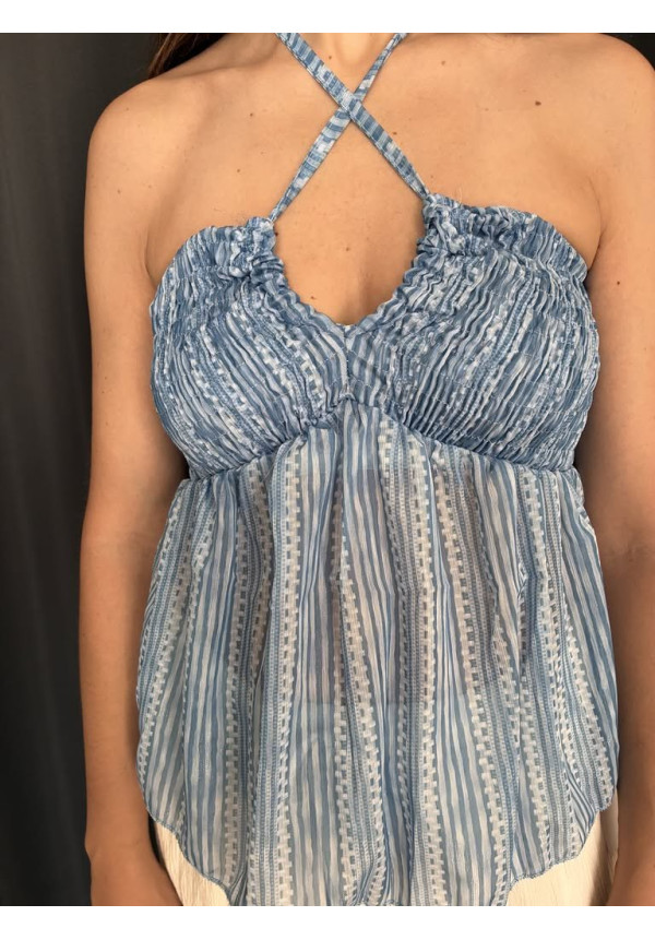 469. Top tirantes cuello