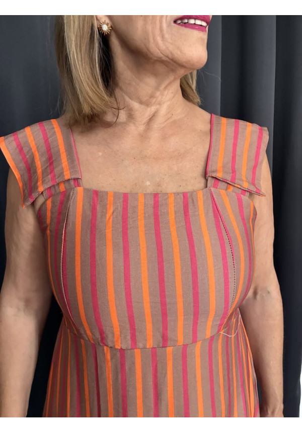 46. Vestido multirayas