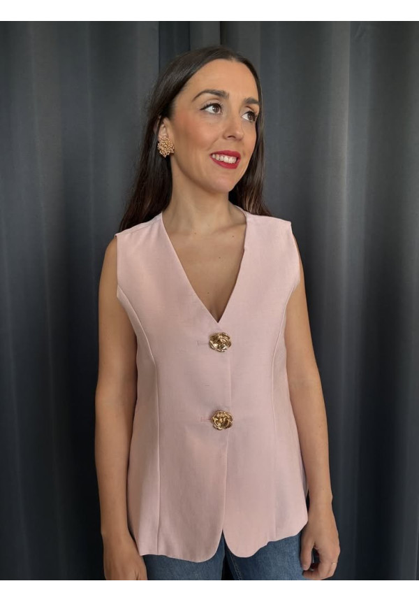 PV11. Chaleco botón flor