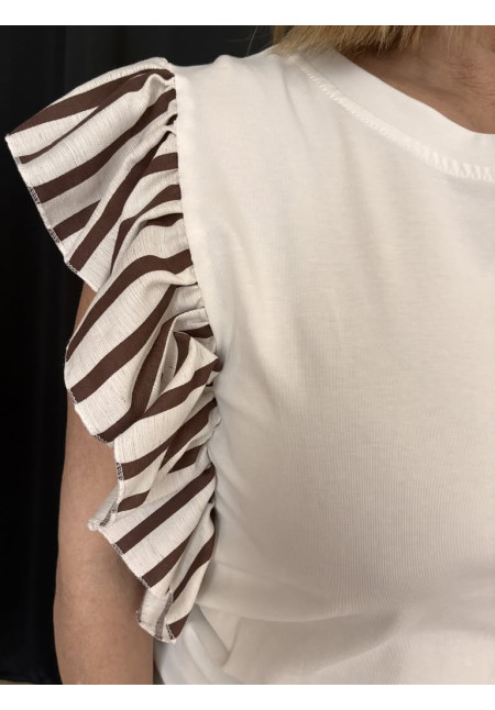 253. Camiseta volantes rayas