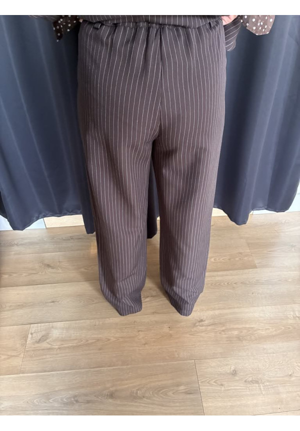 605. Pantalón pinzas diplomática