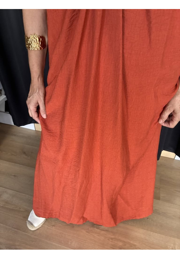47. Vestido detalle O escote