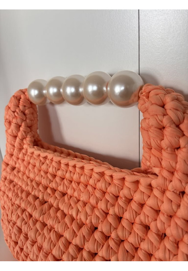 8. Bolso perlas mediano