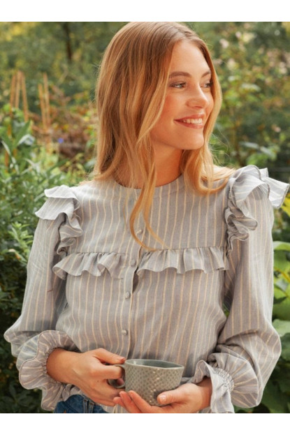 PV5. Camisa volantes diplo