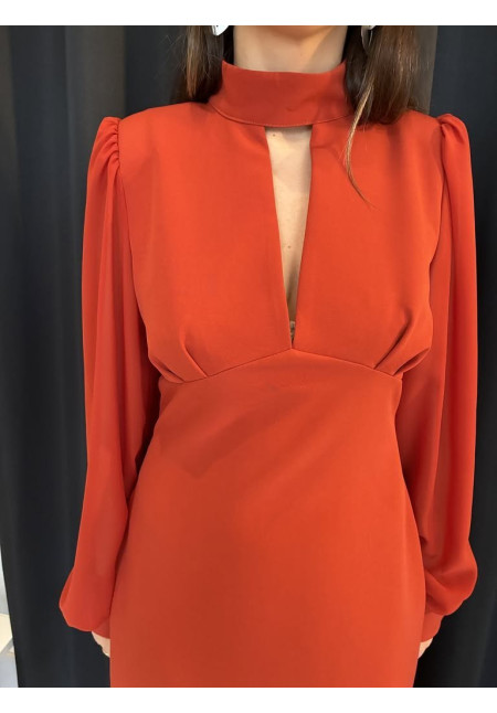 00108. Vestido escotes