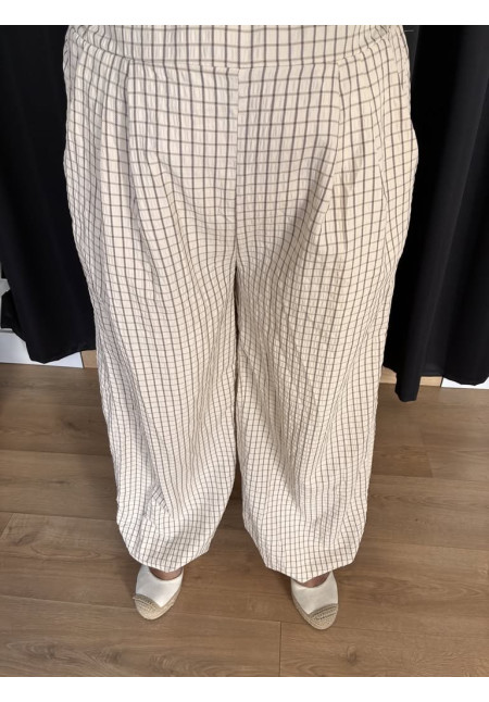59. Pantalón bombacho cuadros