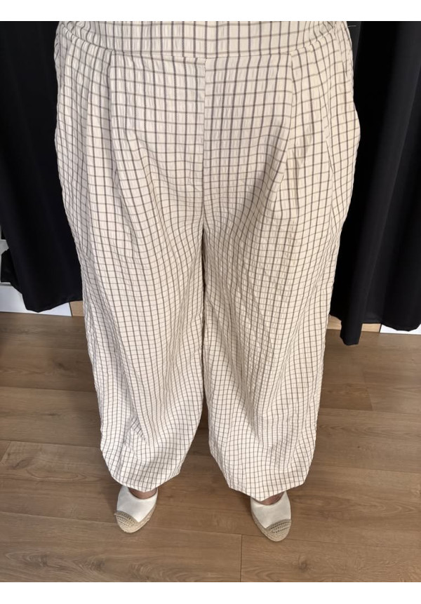59. Pantalón bombacho cuadros