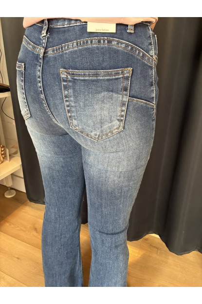 PV12. Jeans campana
