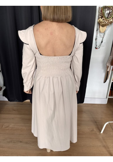 26. Vestido líneas