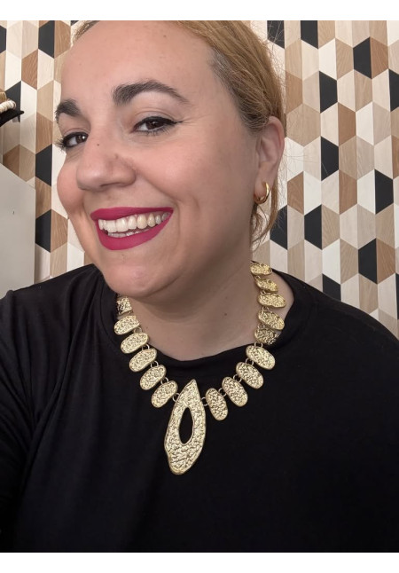 Collar J