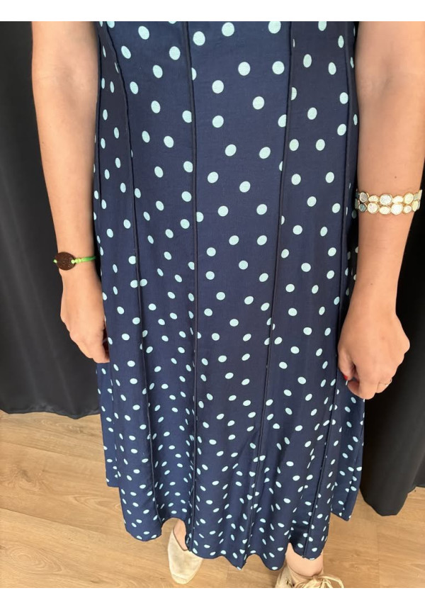 201. Vestido lunares líneas