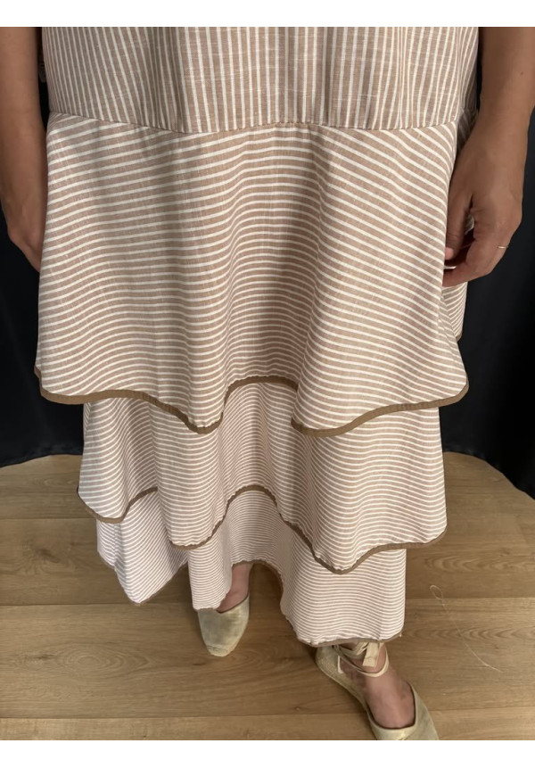 438. Vestido mil rayas