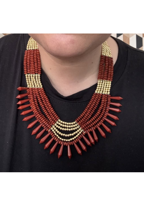 Collar B